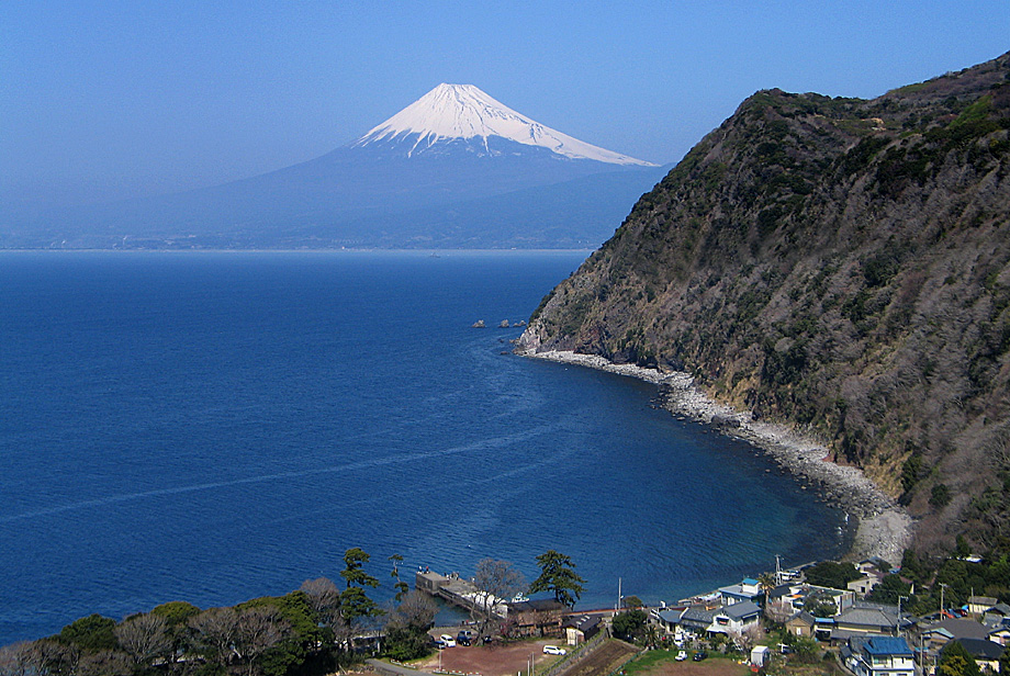 19年 静岡県の綺麗な海 井田海水浴場 情報 水質や営業時間は 日本の綺麗なビーチ達